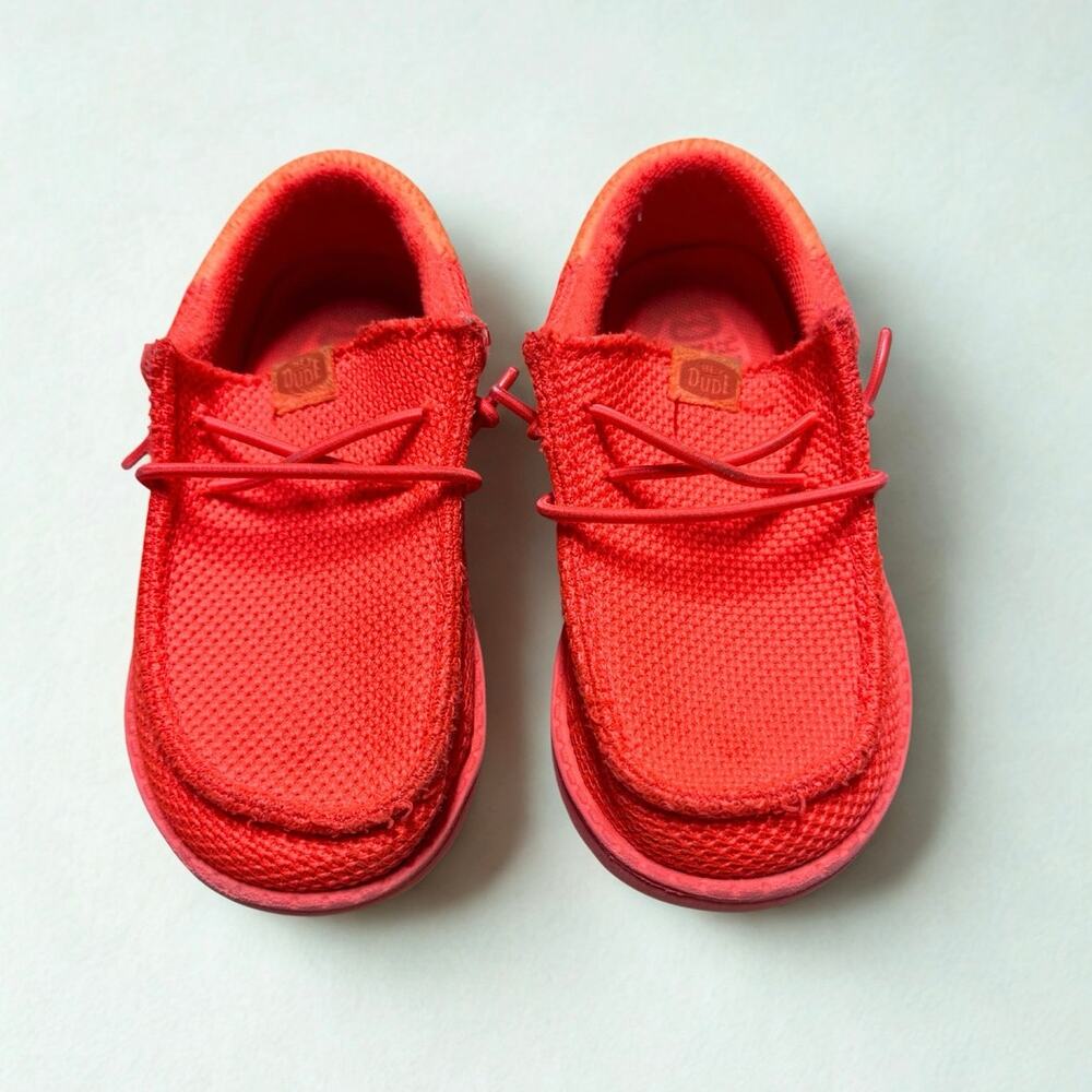 Hey Dude Wally Youth Funk Mono Fiery Coral Kids Size 11 Slip On Shoes